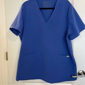 Figs- Casma Three Pocket Scrub Top, size xxl
